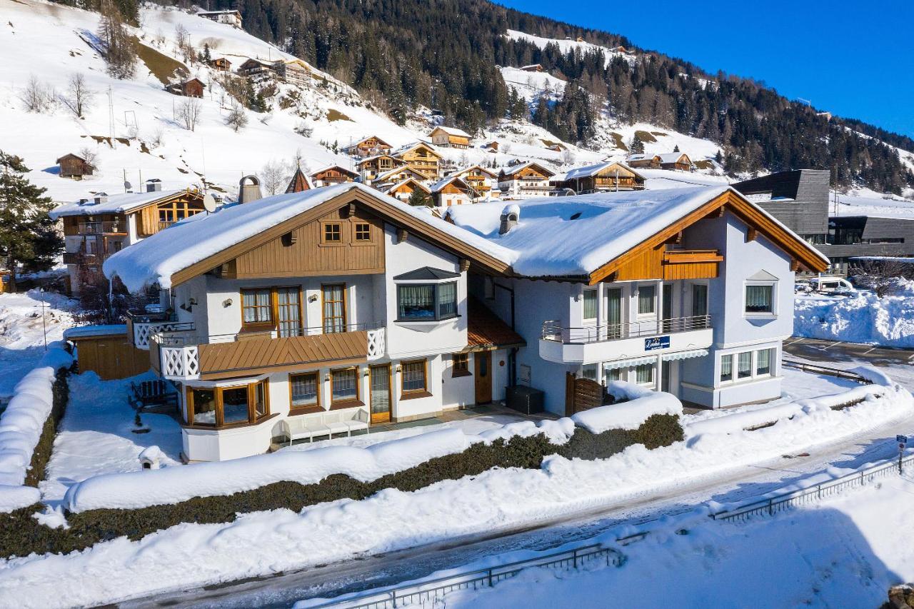 Appartments Lercher Irma San Candido Extérieur photo