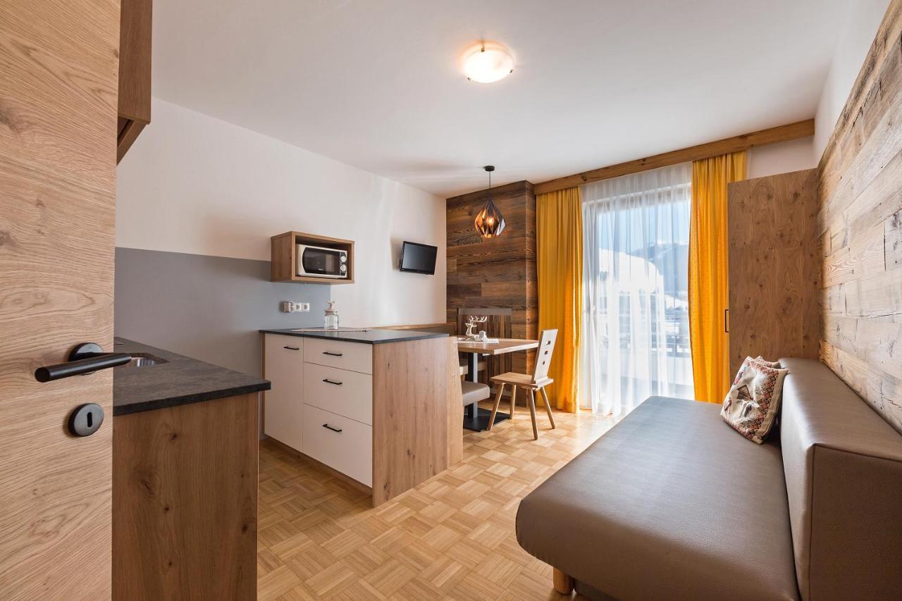 Appartments Lercher Irma San Candido Chambre photo