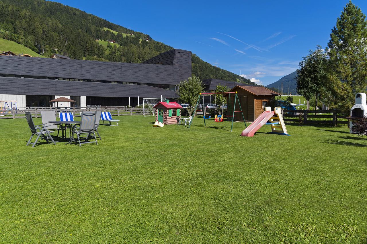 Appartments Lercher Irma San Candido Extérieur photo