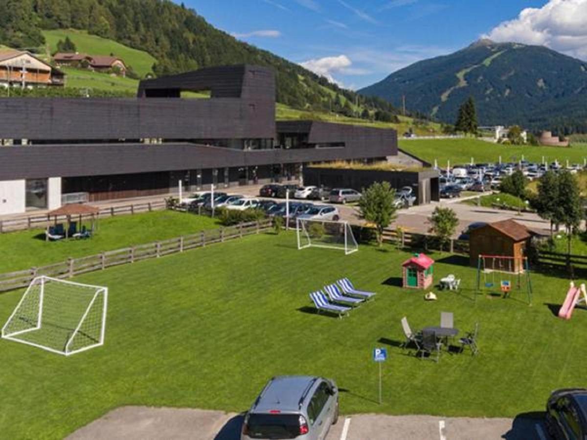 Appartments Lercher Irma San Candido Extérieur photo